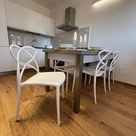 Mugello Circuit & Florence Charm Daire